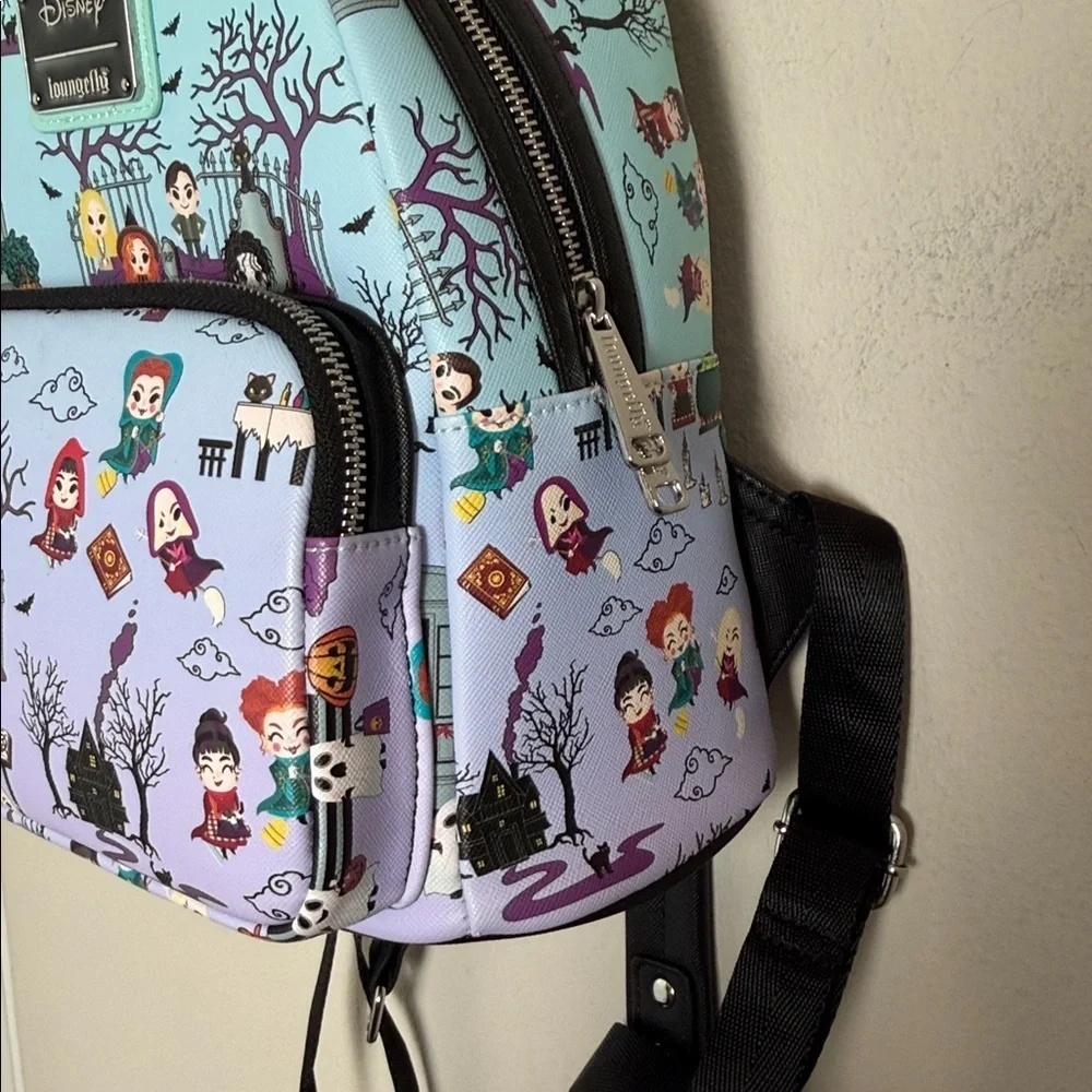 Loungefly x Hocus Pocus Mini Backpack - Picture 4 of 8